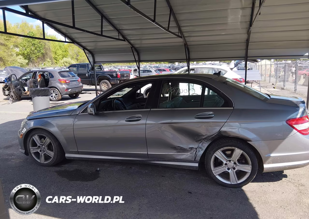 2011 Mercedes-Benz C 300 Luxury 4Matic-Sport 4Matic VIN:WDDGF8BB1BR149371 - 14