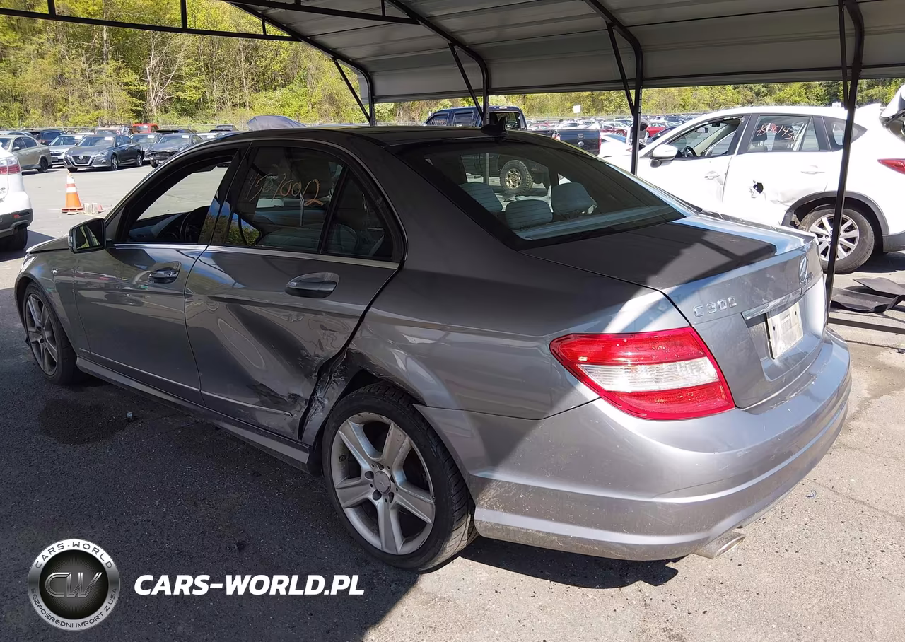 2011 Mercedes-Benz C 300 Luxury 4Matic-Sport 4Matic VIN:WDDGF8BB1BR149371 - 3