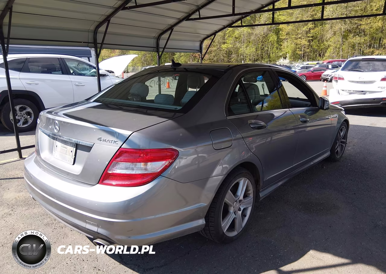 2011 Mercedes-Benz C 300 Luxury 4Matic-Sport 4Matic VIN:WDDGF8BB1BR149371 - 4