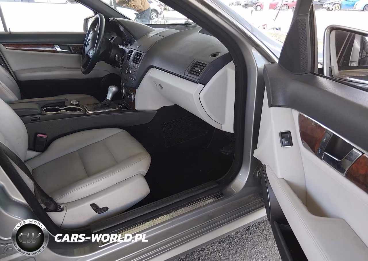 2011 Mercedes-Benz C 300 Luxury 4Matic-Sport 4Matic VIN:WDDGF8BB1BR149371 - 5