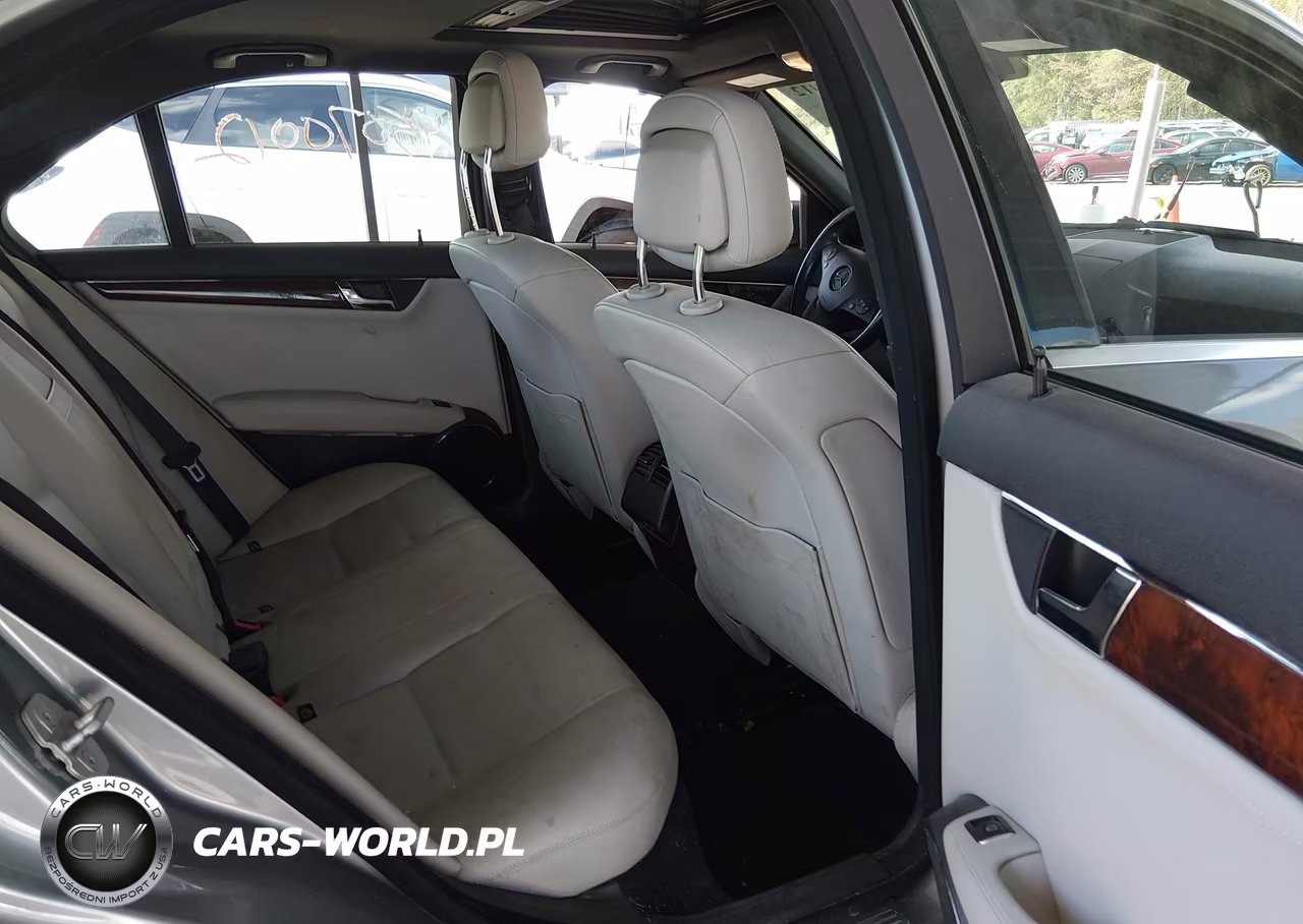 2011 Mercedes-Benz C 300 Luxury 4Matic-Sport 4Matic VIN:WDDGF8BB1BR149371 - 8