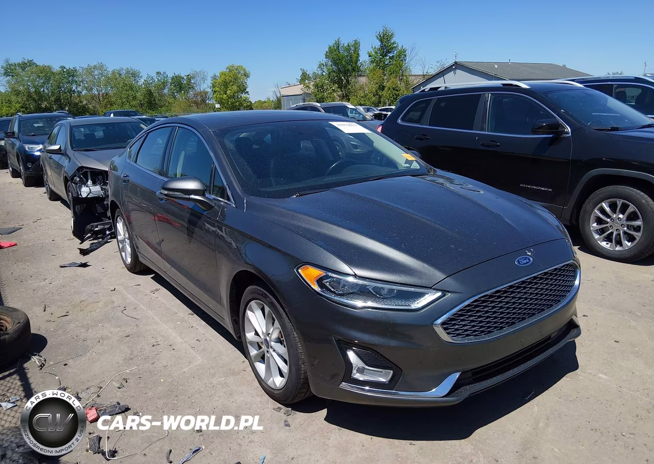 2019 Ford Fusion Energi Titanium