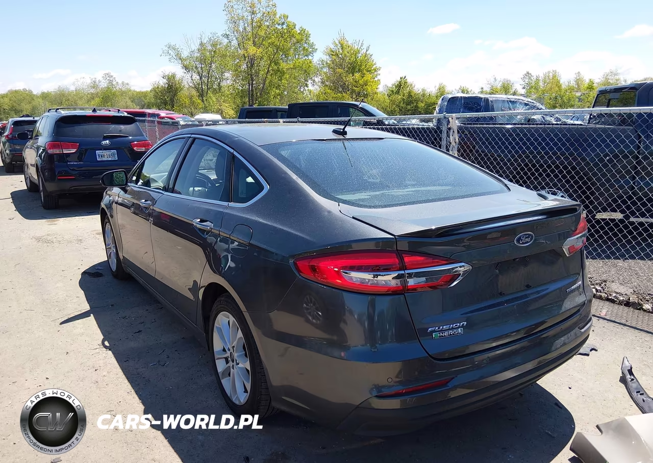 2019 Ford Fusion Energi Titanium VIN:3FA6P0SU5KR236187 - 3