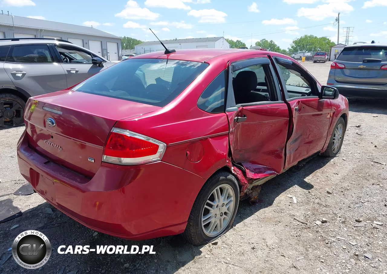 2009 Ford Focus Se VIN:1FAHP35N39W179624 - 4