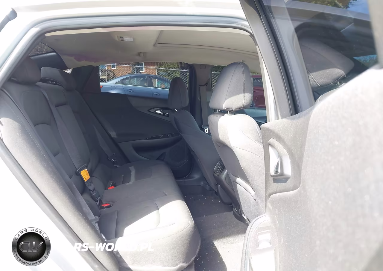 2018 Chevrolet Malibu Lt VIN:1G1ZD5ST4JF122481 - 8