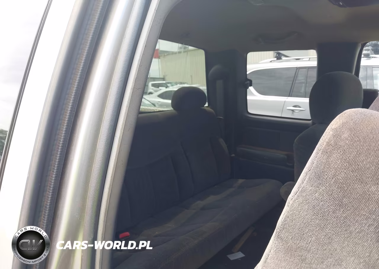 1999 Chevrolet Silverado 2500 Ls VIN:1GCFC29TXXZ213750 - 8