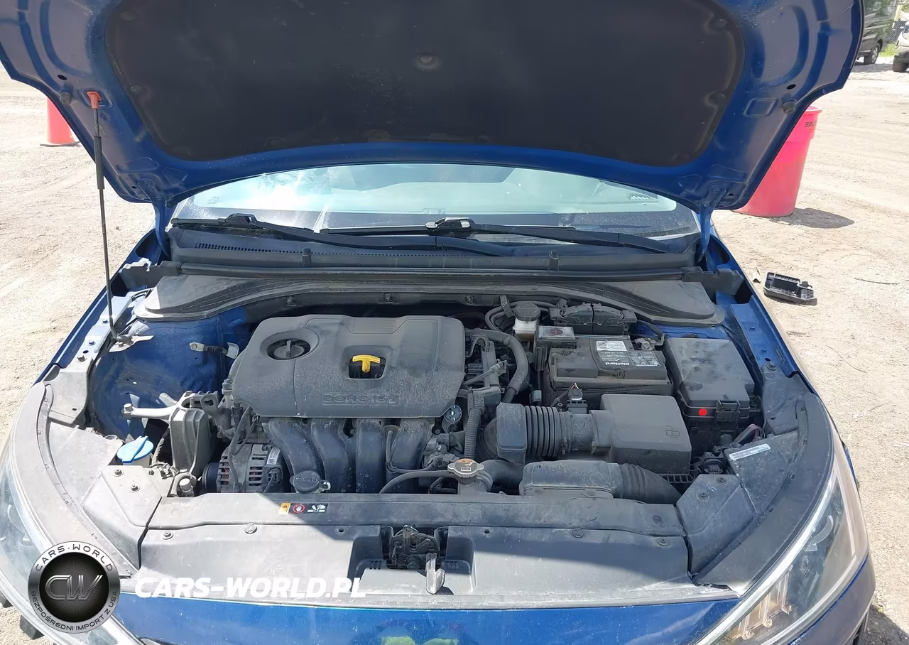 2020 Hyundai Elantra Sel VIN:5NPD84LF4LH551413 - 10