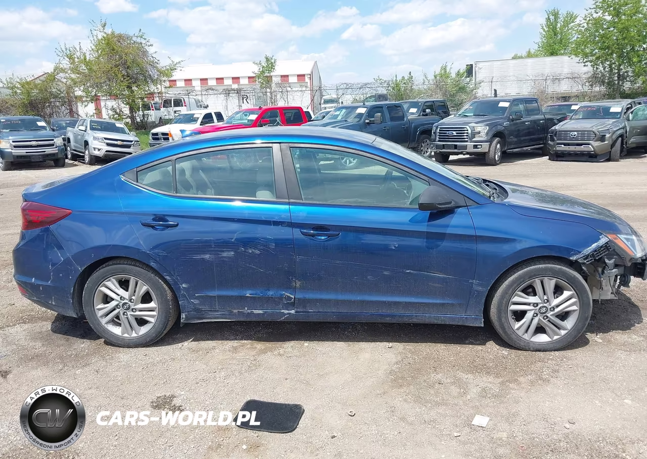 2020 Hyundai Elantra Sel VIN:5NPD84LF4LH551413 - 14