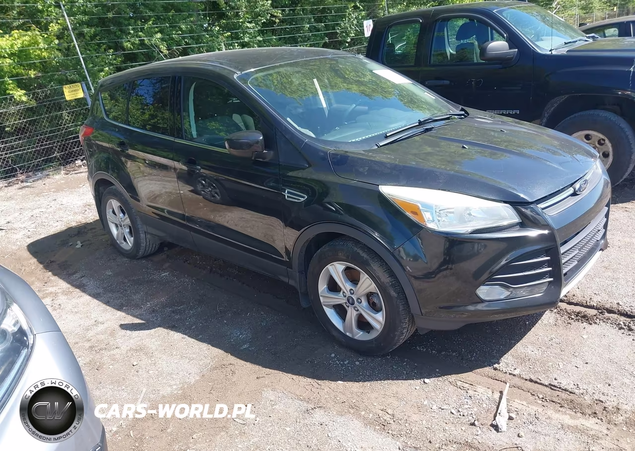 Główne zdjęcie 2015 Ford Escape Se