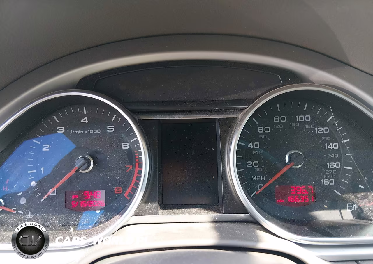 2011 Audi Q7 3.0T S Line Prestige VIN:WA1DGBFEXBD010150 - 7