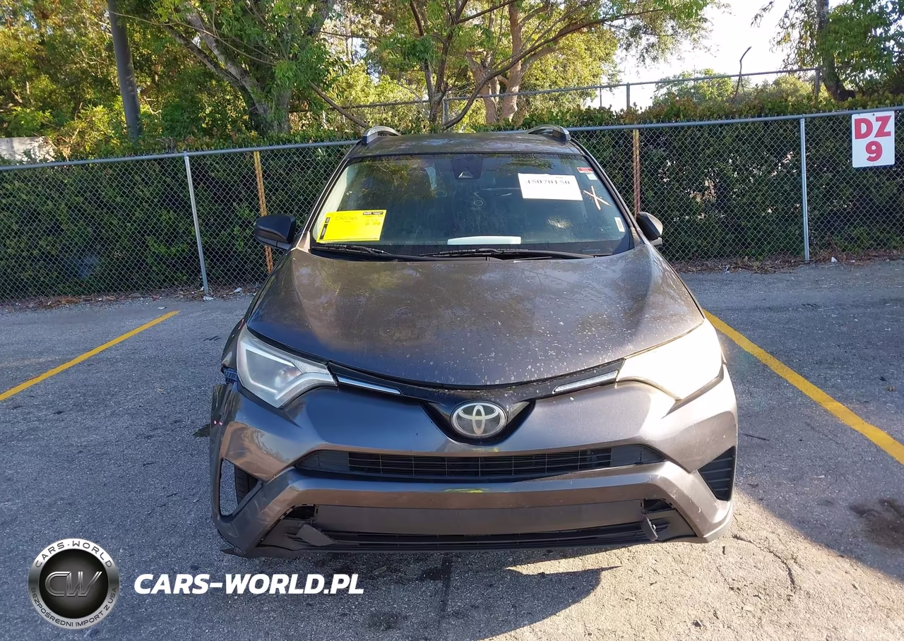 2017 Toyota Rav4 Le VIN:JTMZFREV5HJ142347 - 12