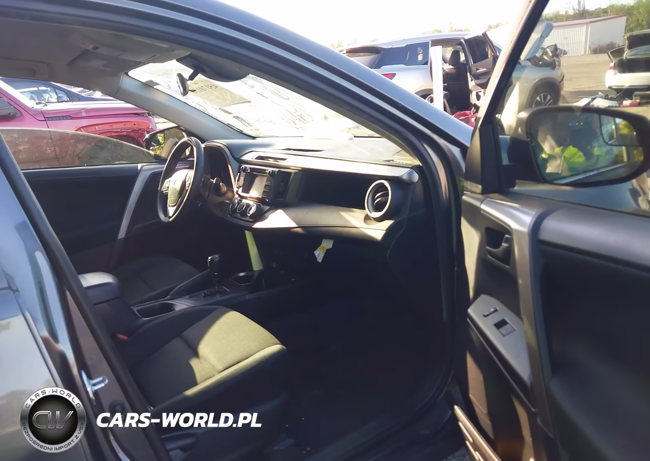 2017 Toyota Rav4 Le VIN:JTMZFREV5HJ142347 - 5
