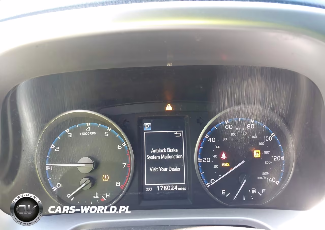 2017 Toyota Rav4 Le VIN:JTMZFREV5HJ142347 - 7