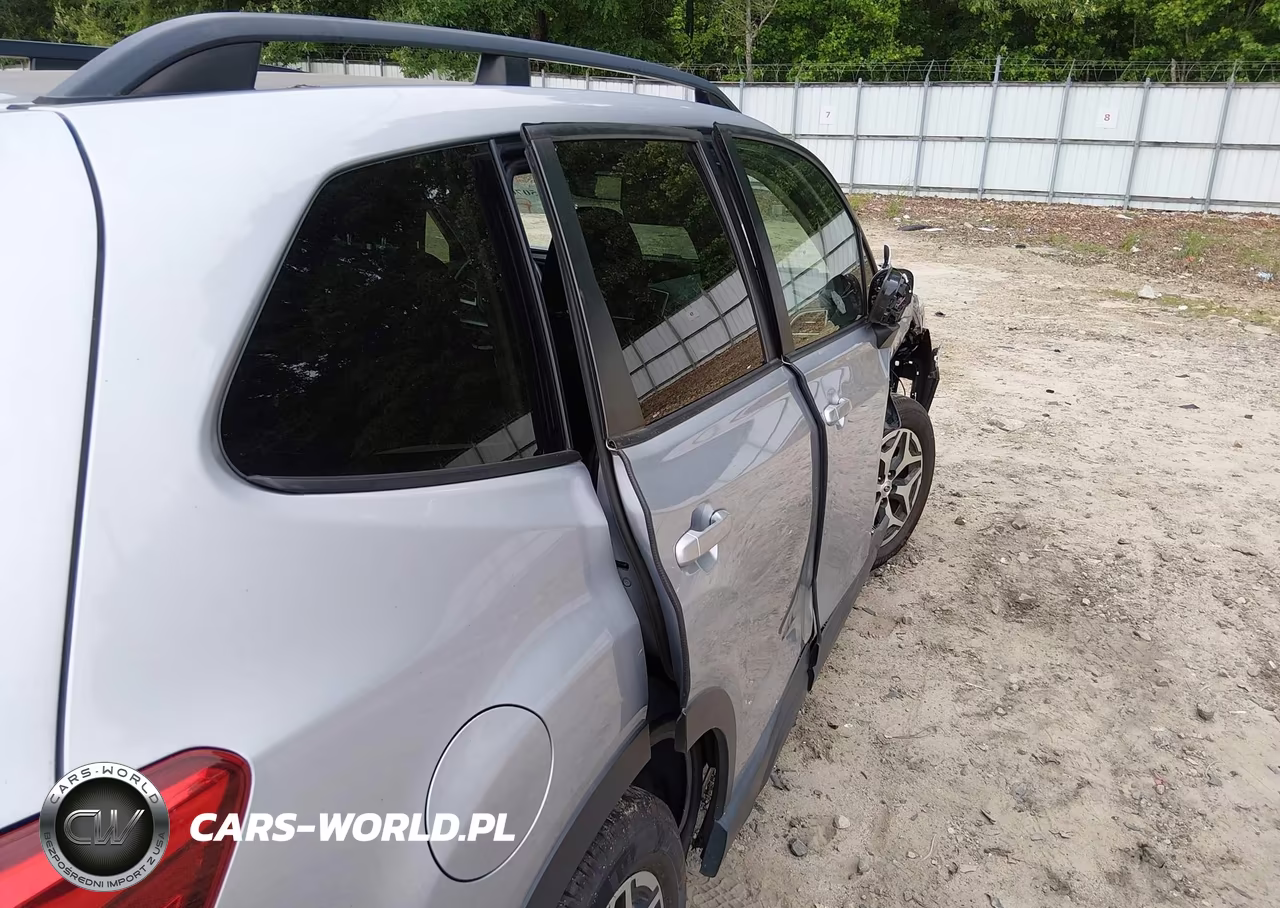 2020 Subaru Forester Premium VIN:JF2SKAJC0LH528050 - 19