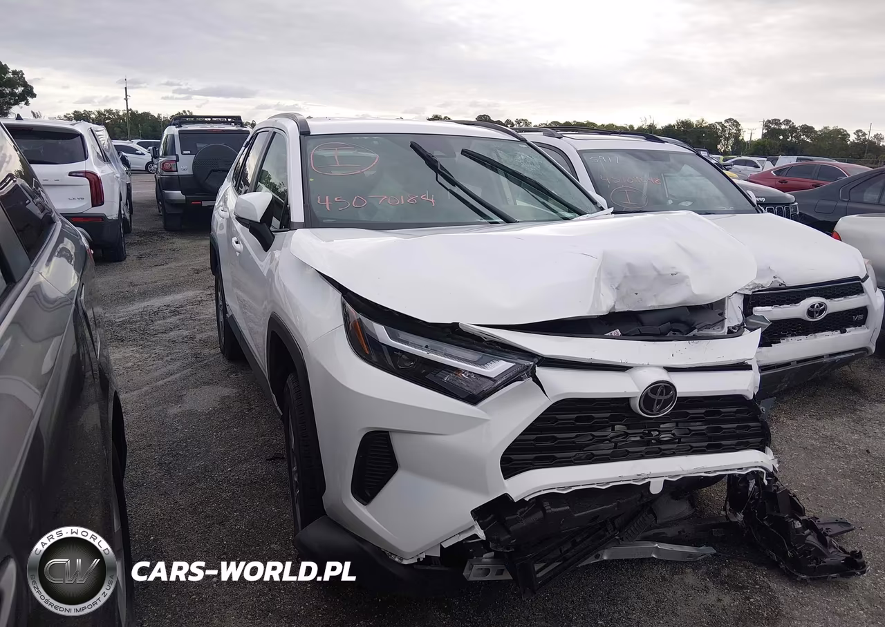 2025 Toyota Rav4 Hybrid Xle – zdjęcie 1 z 15