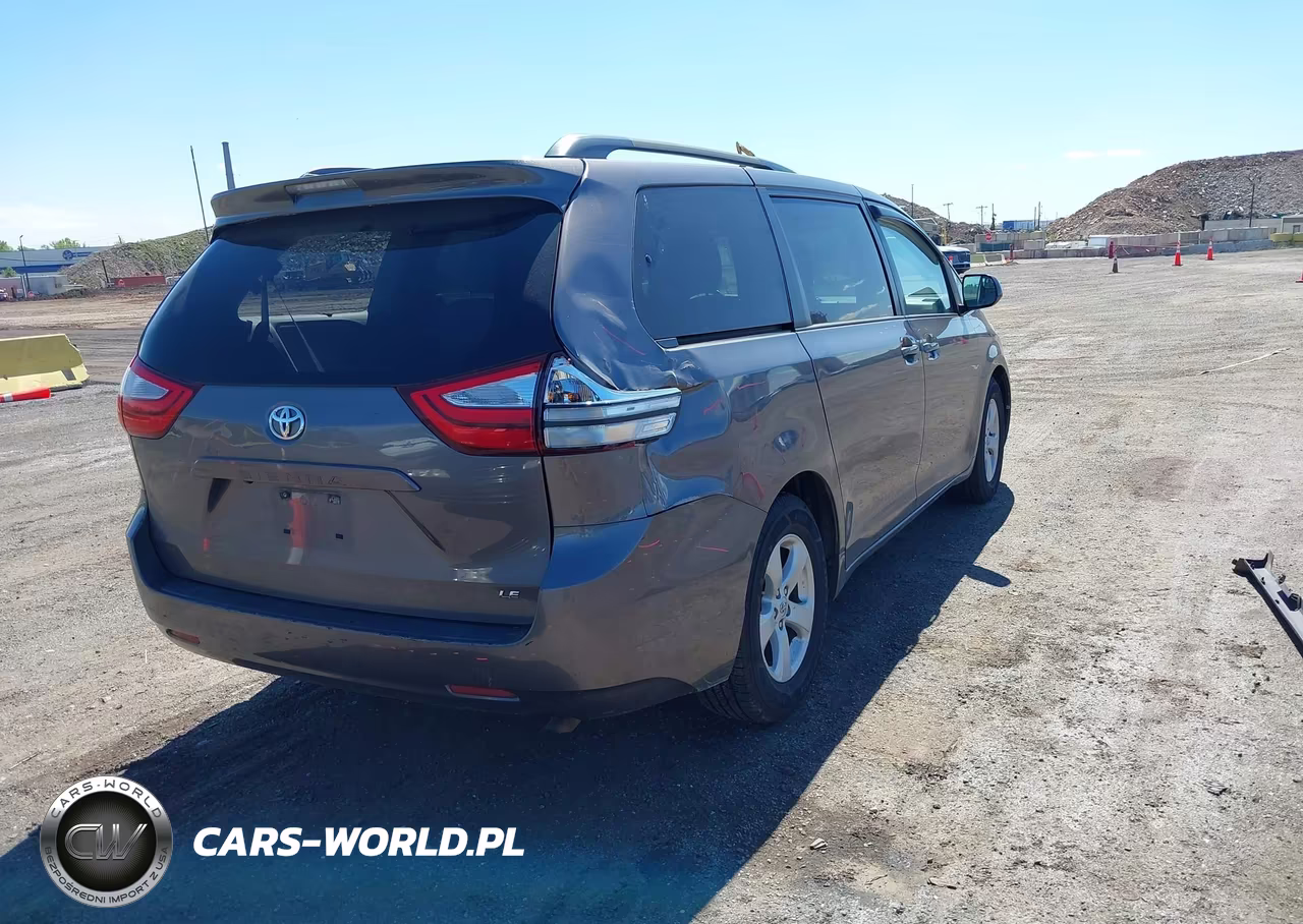 2015 Toyota Sienna Le 8 Passenger VIN:5TDKK3DC5FS684994 - 4