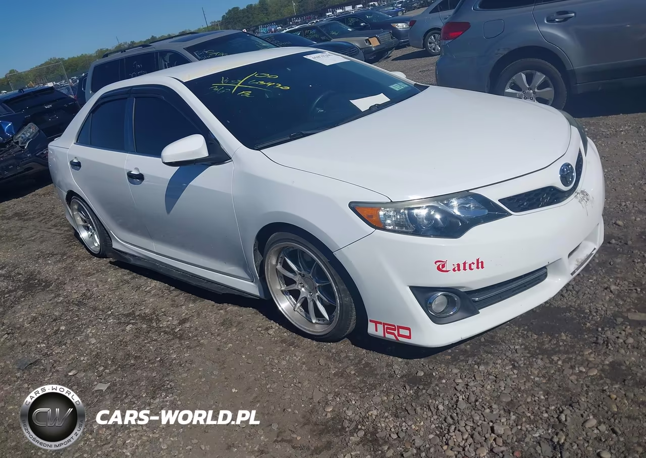 Główne zdjęcie 2013 Toyota Camry Se