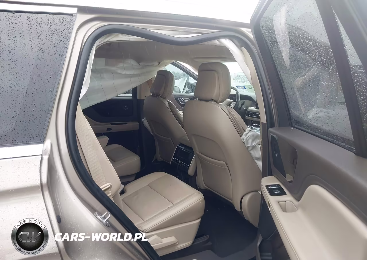 2020 Lincoln Aviator Reserve VIN:5LM5J7WC5LGL30928 - 8