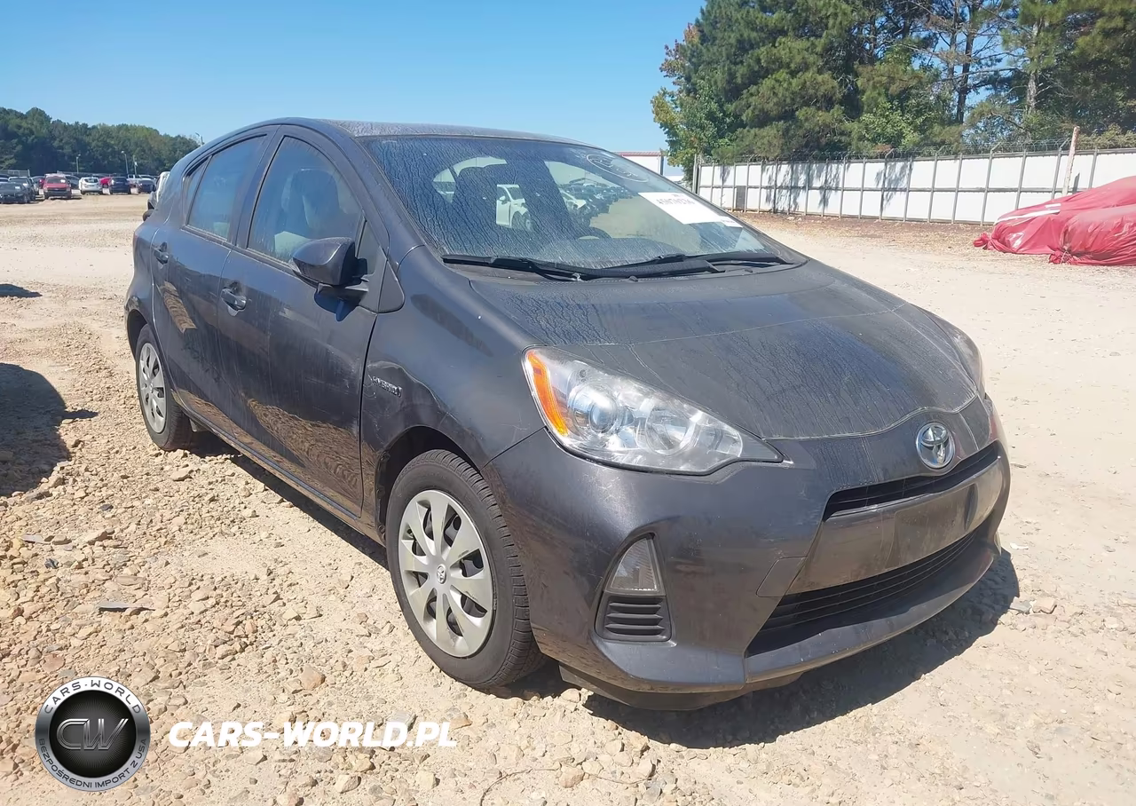 2013 Toyota Prius C One