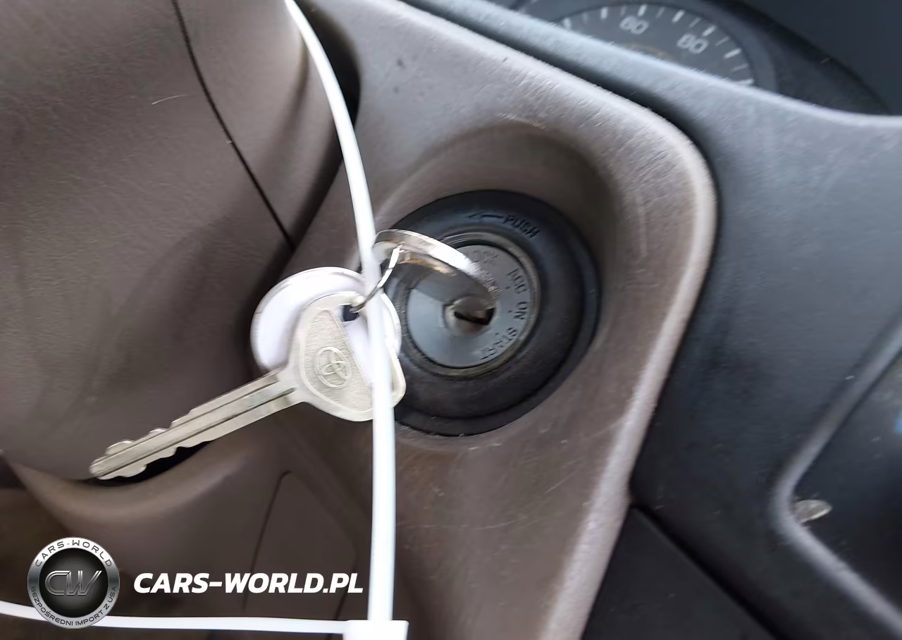 1996 Toyota Camry Dx-Le-Xle VIN:4T1BG12K7TU801817 - 11