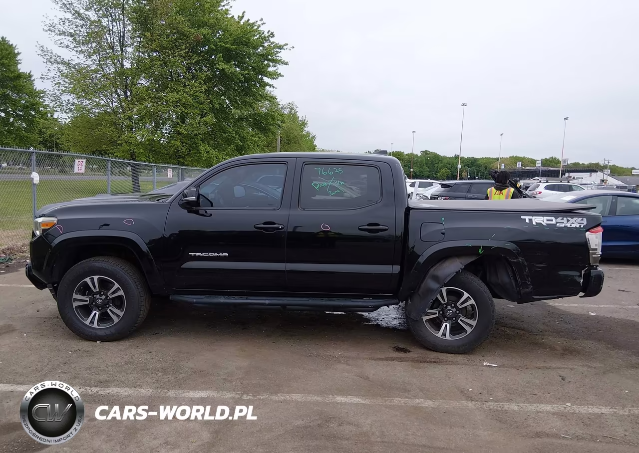 2017 Toyota Tacoma Trd Sport VIN:3TMCZ5AN8HM089500 - 13