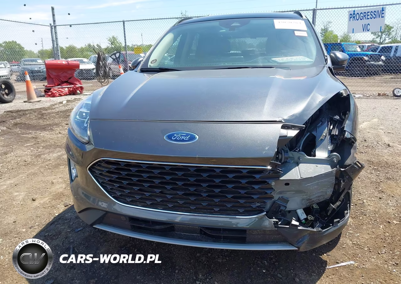 2020 Ford Escape Titanium VIN:1FMCU9J93LUA30914 - 6