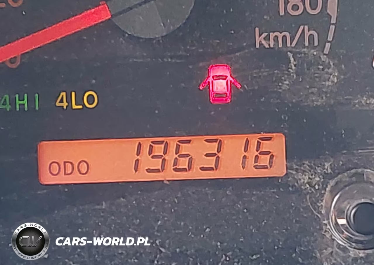 2010 Toyota Tundra Grade 5.7L V8 VIN:5TFUW5F18AX107237 - 15