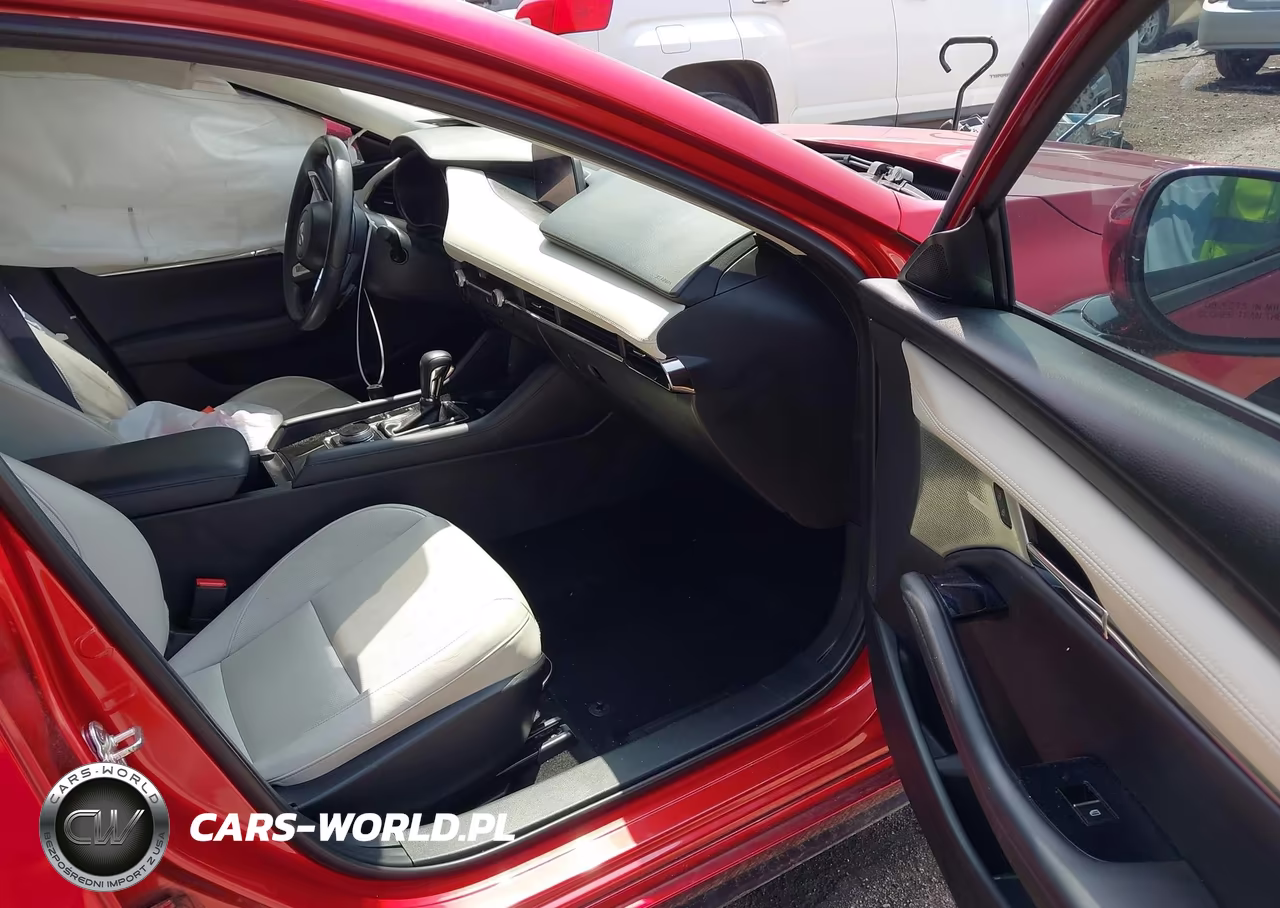 2021 Mazda Mazda3 Premium VIN:JM1BPADL0M1313385 - 5