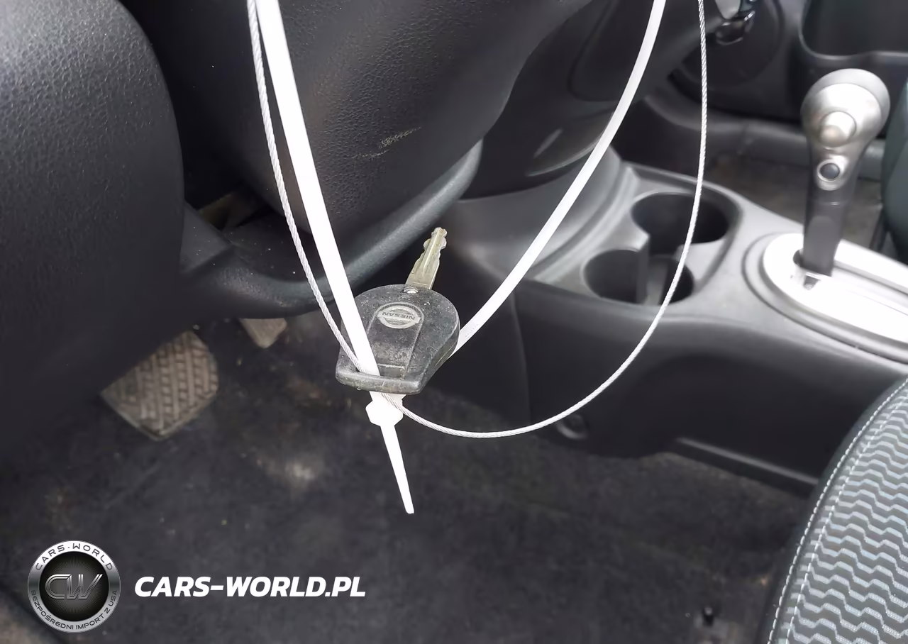 2015 Nissan Versa Note S (Sr)-S Plus-Sl-Sr-Sv VIN:3N1CE2CP5FL377263 - 11