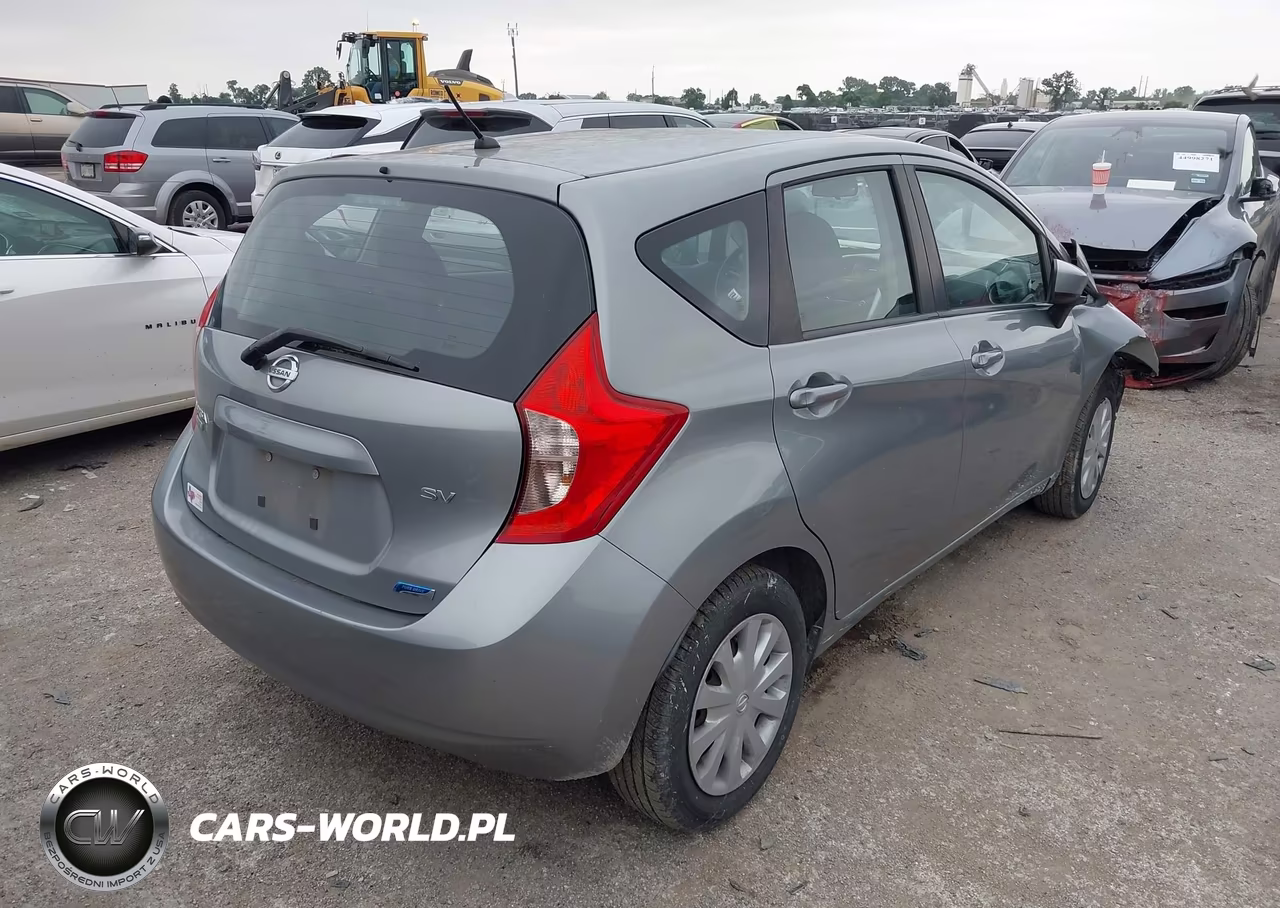 2015 Nissan Versa Note S (Sr)-S Plus-Sl-Sr-Sv VIN:3N1CE2CP5FL377263 - 4