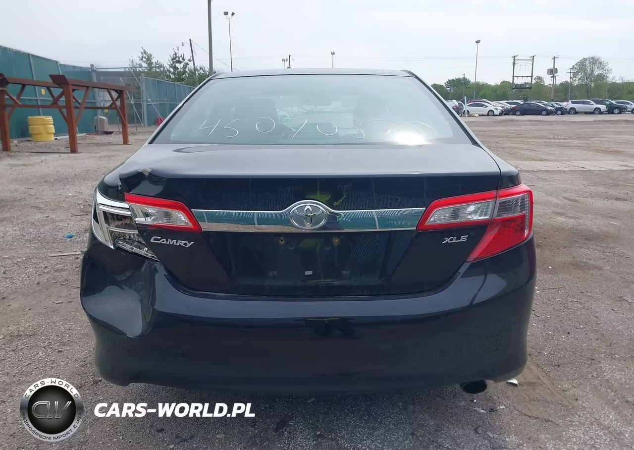 2013 Toyota Camry Xle VIN:4T4BF1FK1DR319588 - 16