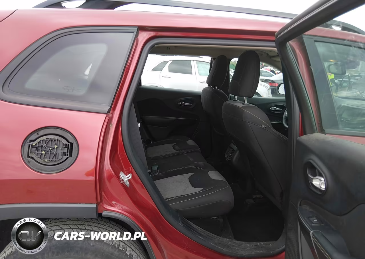 2016 Jeep Cherokee Sport VIN:1C4PJLAB3GW137342 - 8