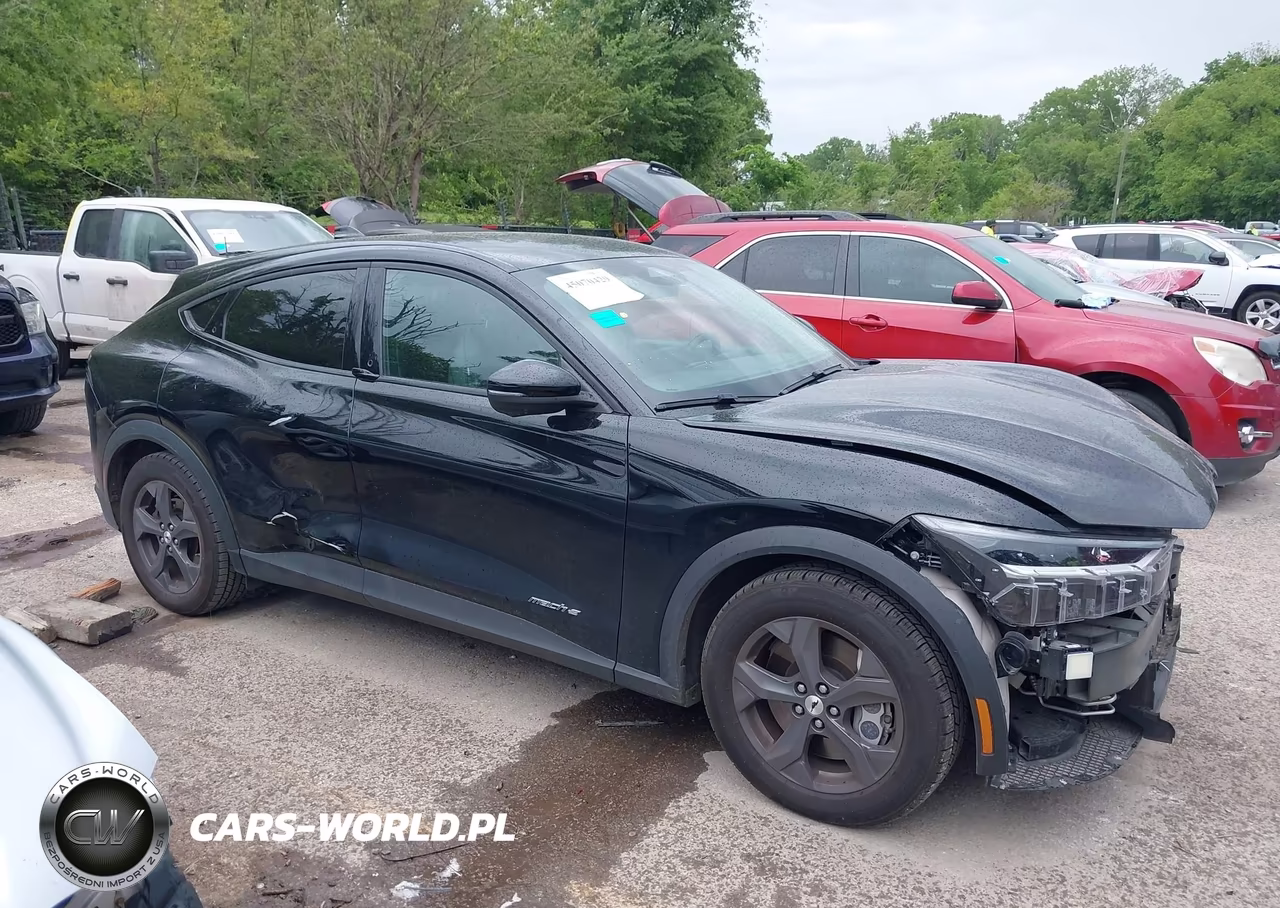 2021 Ford Mustang Mach-E Select VIN:3FMTK1RM2MMA04486 - 13