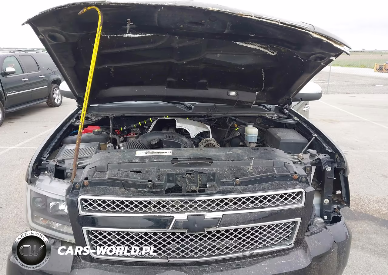2011 Chevrolet Avalanche 1500 Ltz VIN:3GNTKGE31BG189640 - 10