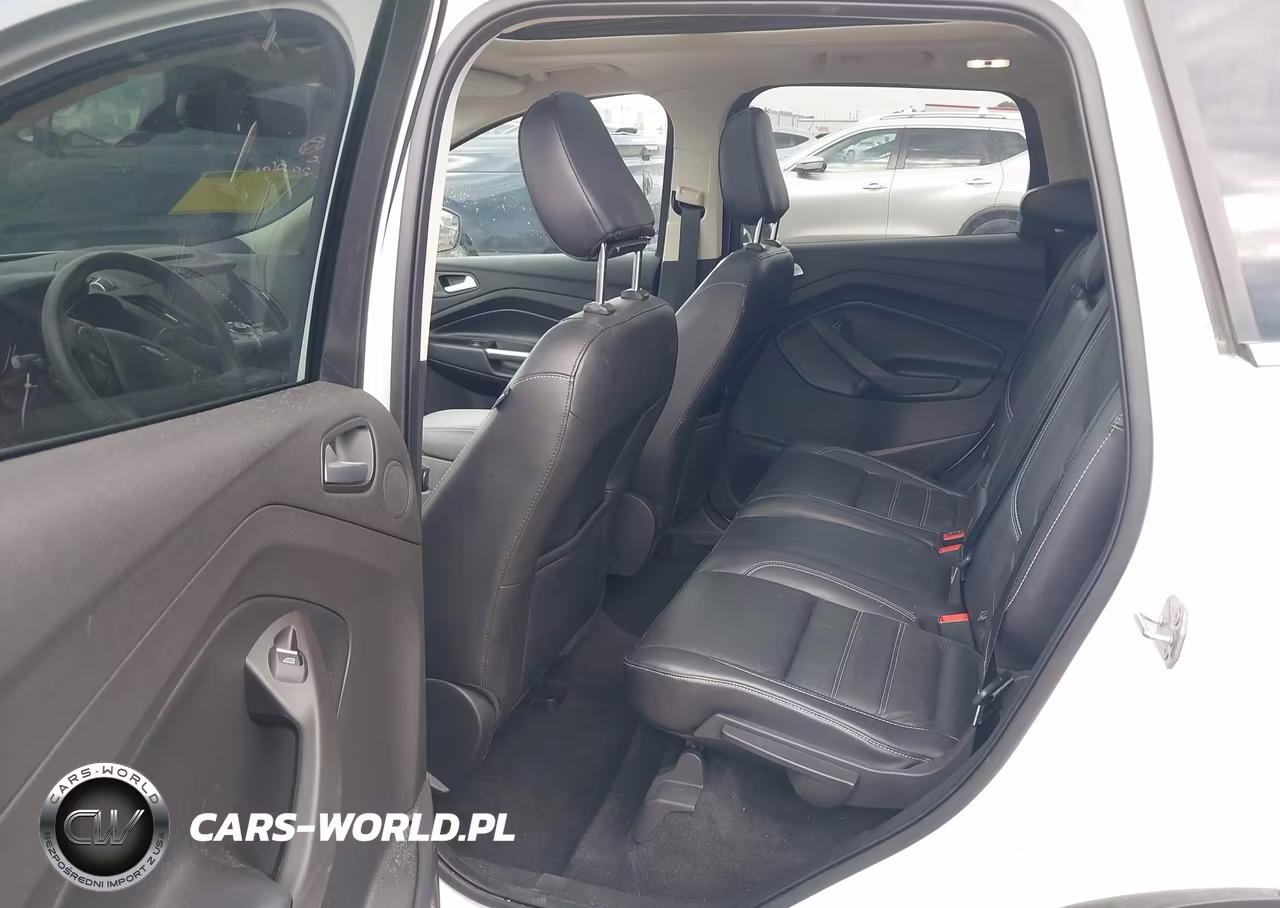 2018 Ford Escape Titanium VIN:1FMCU0J96JUD20394 - 8