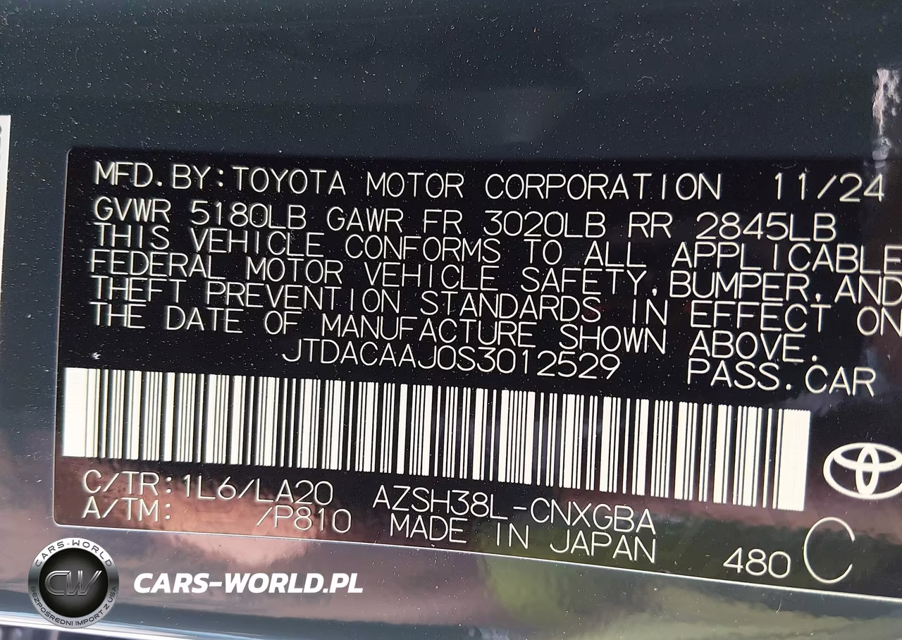 2025 Toyota Crown Signia Limited VIN:JTDACAAJ0S3012529 - 9