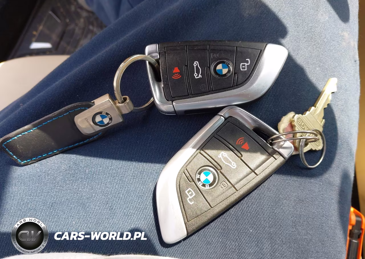 2019 BMW 330I VIN:WBA5R1C53KAK11633 - 11