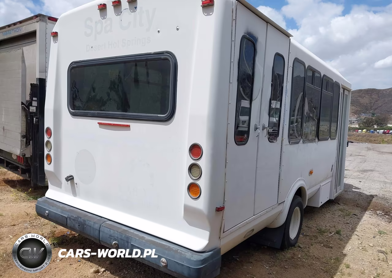 2012 Ford E-450 Cutaway VIN:1FDFE4FS9CDA16900 - 4