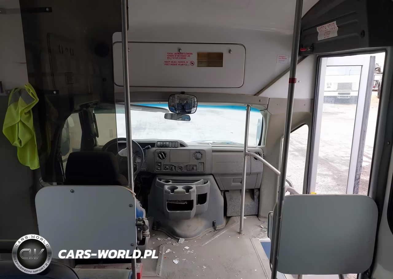 2012 Ford E-450 Cutaway VIN:1FDFE4FS9CDA16900 - 6