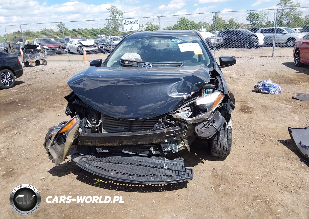 2016 Toyota Corolla Le VIN:5YFBURHE3GP521702 - 13