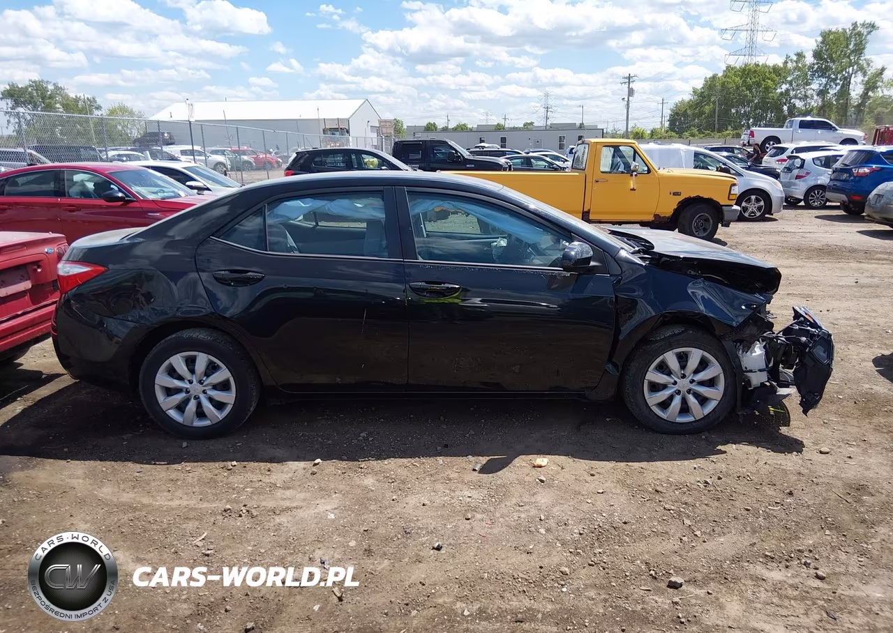 2016 Toyota Corolla Le VIN:5YFBURHE3GP521702 - 14
