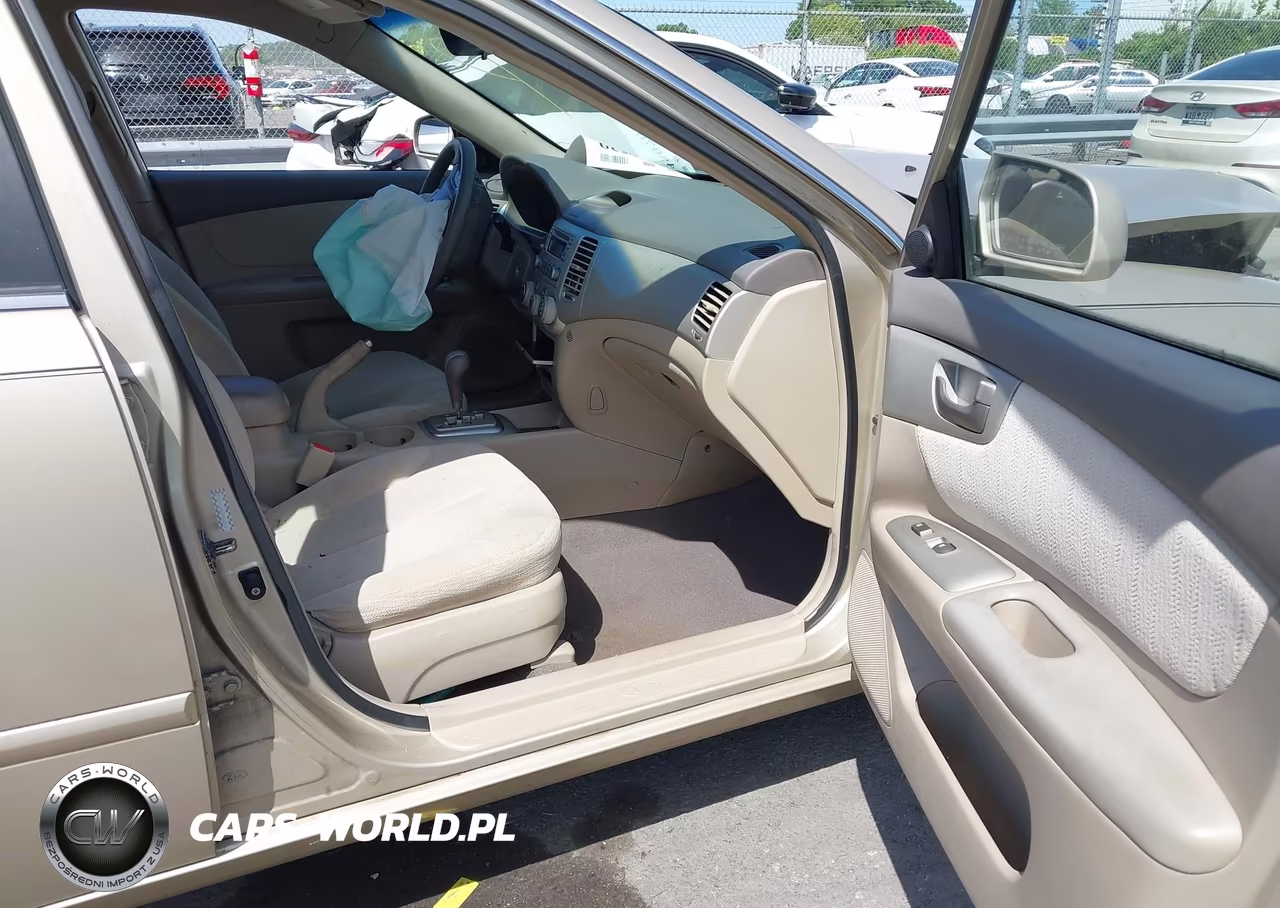 2007 Kia Optima Lx VIN:KNAGE123475146277 - 5