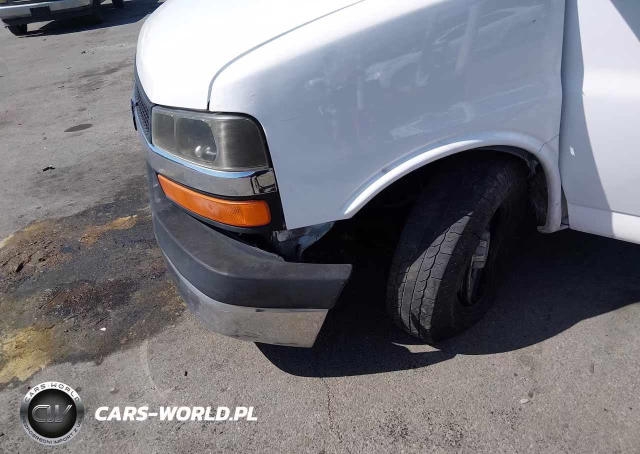 2007 Chevrolet Express Work Van VIN:1GCGG25V071136191 - 14