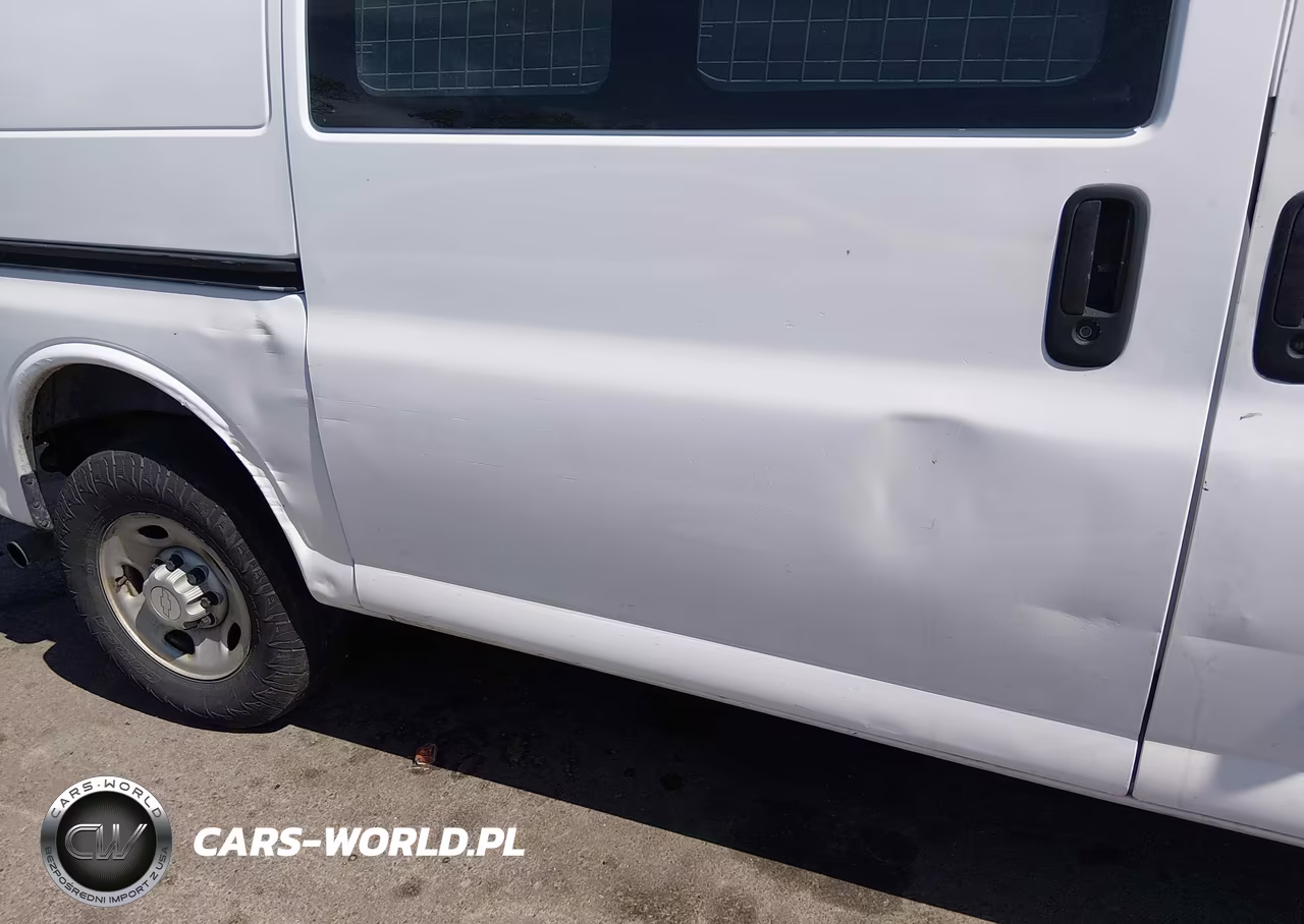 2007 Chevrolet Express Work Van VIN:1GCGG25V071136191 - 15