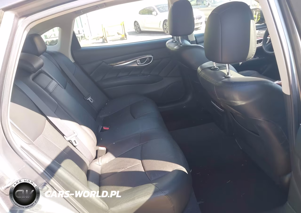 2016 Infiniti Q70L 3.7X VIN:JN1BY1PR2GM720952 - 8