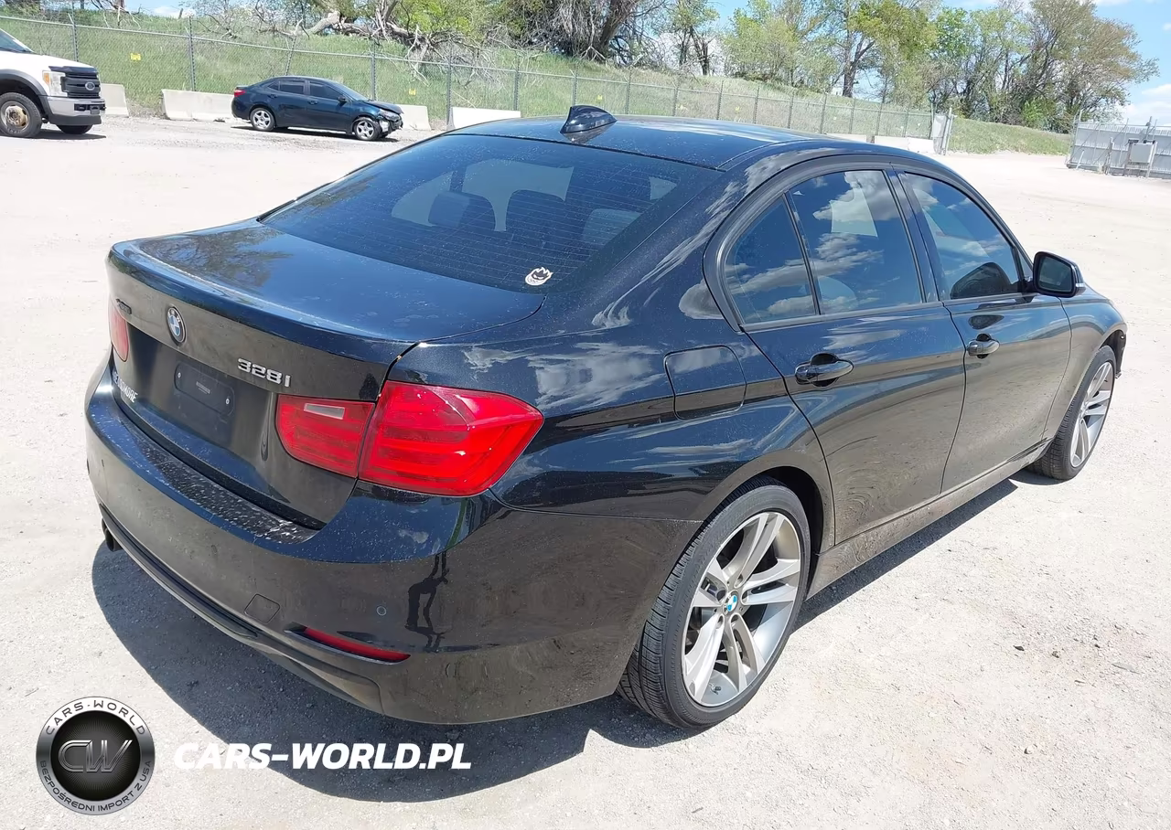 2013 BMW 328I xDrive VIN:WBA3B3C5XDF537796 - 4