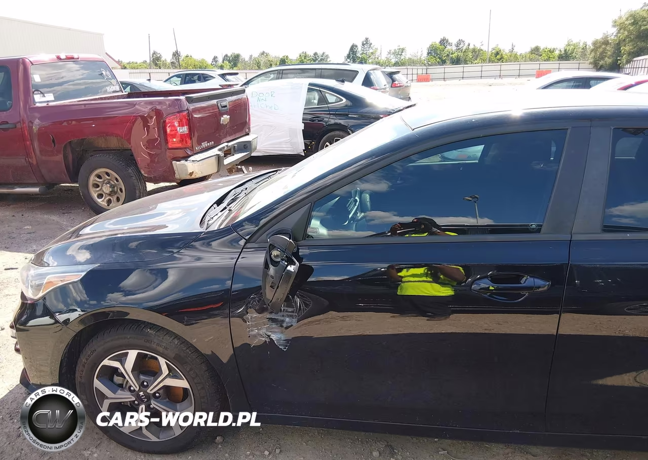 2019 Kia Forte Lxs VIN:3KPF24AD6KE066902 - 14