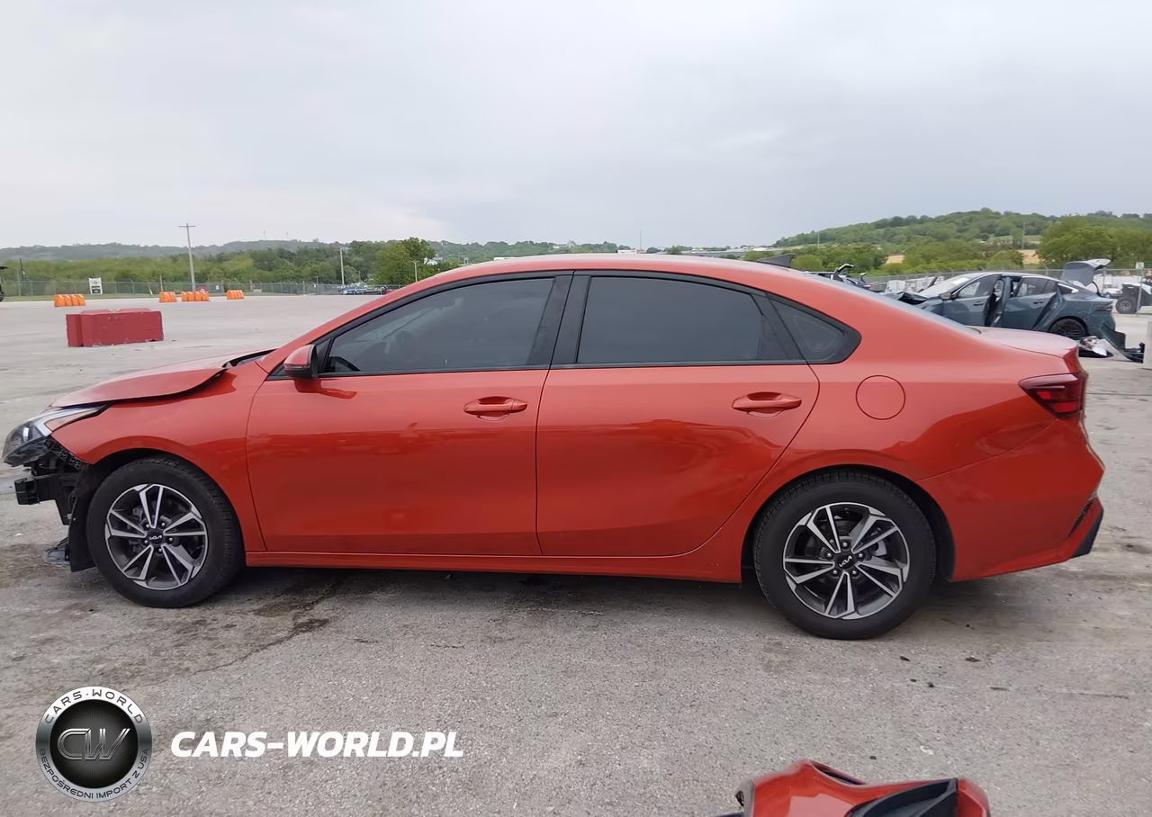 2023 Kia Forte Lxs VIN:3KPF24AD0PE514736 - 15
