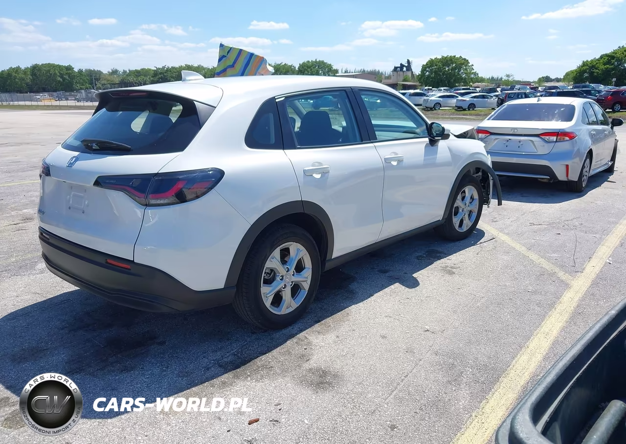 2025 Honda Hr-V 2Wd Lx VIN:3CZRZ1H31SM726011 - 4