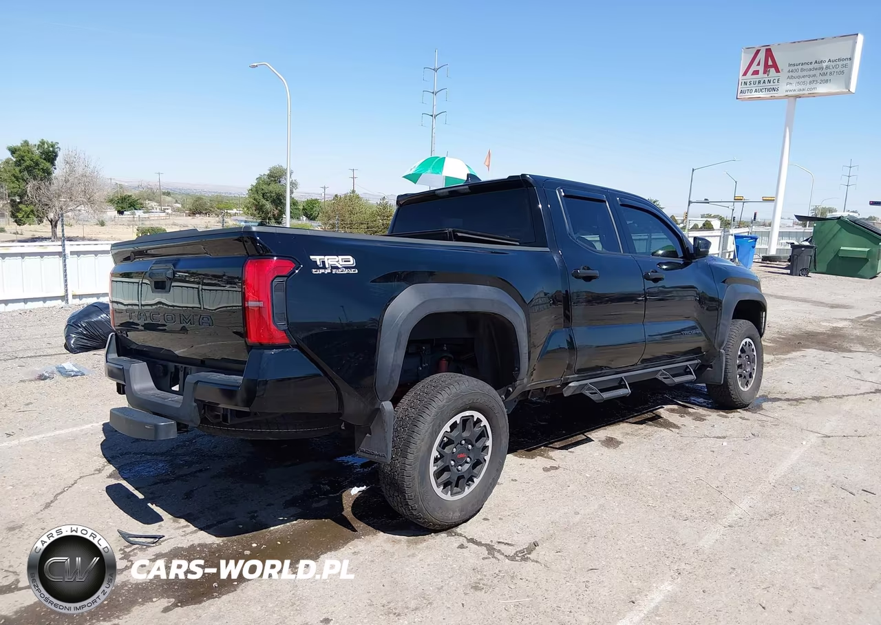 2025 Toyota Tacoma Trd Off Road VIN:3TMLB5JN7SM160973 - 4